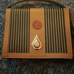 👜👛  Fendi Crossbody bag